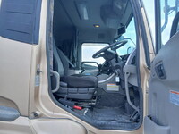 UD TRUCKS Quon Trailer Head QPG-GK5XAD 2017 624,100km_14