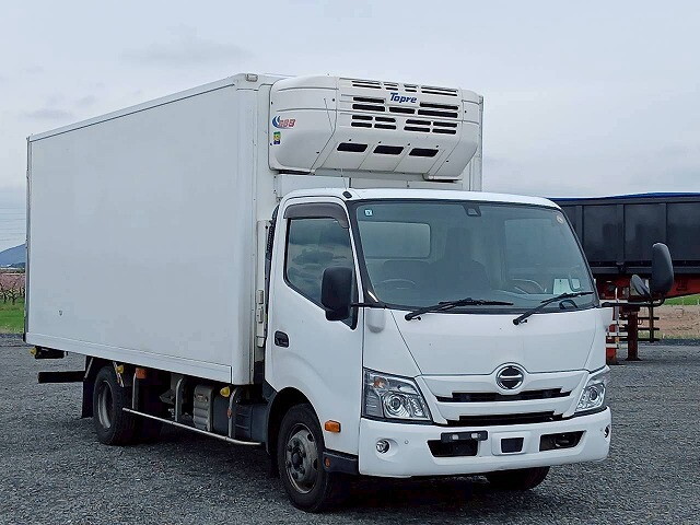HINO Dutro Refrigerator & Freezer Truck 2RG-XZU722M 2021 319,147km