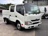 HINO Dutro Double Cab SKG-XZU605M 2011 71,907km_1