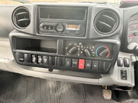 HINO Dutro Double Cab SKG-XZU605M 2011 71,907km_39