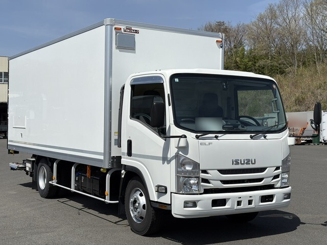 Elf Reefer Van_1