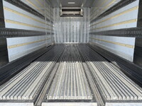 ISUZU Forward Refrigerator & Freezer Truck 2PG-FRR90S2 2018 579,000km_11