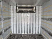 ISUZU Forward Refrigerator & Freezer Truck 2PG-FRR90S2 2018 579,000km_15