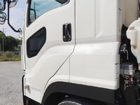 ISUZU Giga Refrigerator & Freezer Truck QKG-CYJ77BA 2018 1,297,000km_11