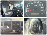 ISUZU Elf Double Cab TRG-NHR85A 2015 71,181km_19