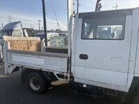 ISUZU Elf Double Cab TRG-NHR85A 2015 71,181km_6