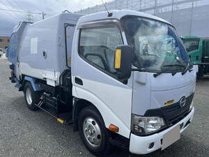 HINO Dutro Garbage Truck TPG-XZU600X 2017 103,600km_1