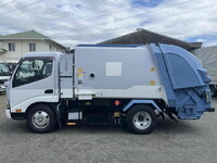 HINO Dutro Garbage Truck TPG-XZU600X 2017 103,600km_8
