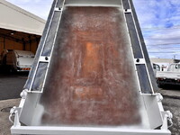 ISUZU Elf Dump TKG-NKR85AN 2013 130,209km_10