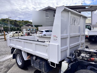 ISUZU Elf Dump TKG-NKR85AN 2013 130,209km_25