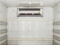 ISUZU Forward Refrigerator & Freezer Truck TKG-FRR90T2 2015 506,000km_18