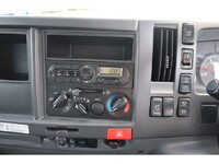 ISUZU Elf Aluminum Van TRG-NLR85AN 2017 149,017km_25