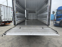 ISUZU Forward Refrigerator & Freezer Truck 2PG-FSR90T2 2020 405,000km_26
