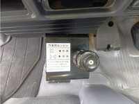 ISUZU Elf Others PB-NKR81N 2005 51,971km_27