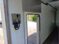 ISUZU Forward Refrigerator & Freezer Truck 2PG-FRR90T2 2018 405,000km_38