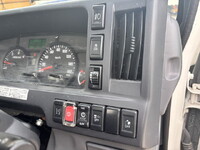 ISUZU Elf Flat Body 2RG-NHR88A 2020 158,027km_33