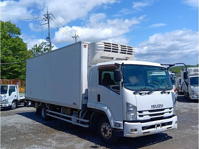 Forward Refrigerator & Freezer Truck_1