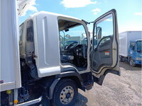 ISUZU Forward Refrigerator & Freezer Truck TKG-FRR90S2 2015 660,861km_21
