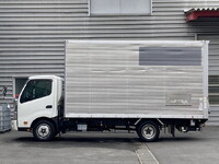 HINO Dutro Aluminum Van TKG-XZU710M 2018 152,000km_2