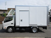 HINO Dutro Panel Van TPG-XZU645M 2018 194,000km_5