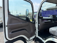MITSUBISHI FUSO Canter Safety Loader 2RG-FEB90 2026 917km_24