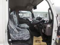 MITSUBISHI FUSO Canter Flat Body 2RG-FEB50 2025 641km_11
