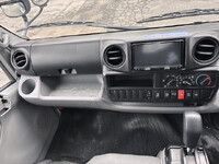 HINO Dutro Aluminum Van TPG-XZU600M 2018 91,542km_32