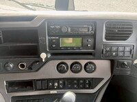 UD TRUCKS Quon Refrigerator & Freezer Truck 2PG-CD5CA 2021 419,217km_21