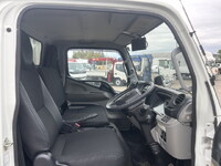 MITSUBISHI FUSO Canter Flat Body 2RG-FEAV0 2023 11,402km_22