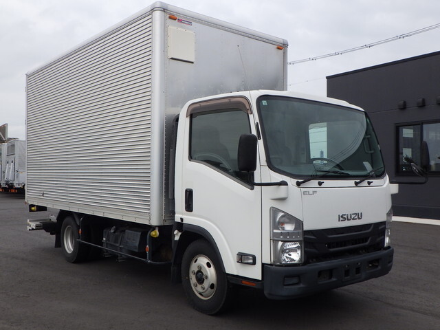 Elf Aluminum Van_1