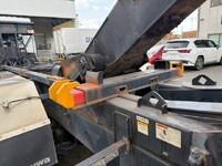 UD TRUCKS Quon Container Carrier Truck QKG-CW5ZL 2012 1,053,690km_9