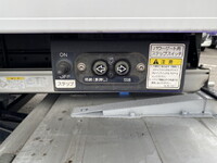 ISUZU Elf Reefer Van 2RG-NPR88YN 2021 197,404km_11