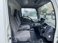 ISUZU Elf Panel Van TRG-NLR85N 2015 123,000km_9