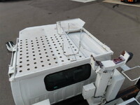 ISUZU Elf Cherry Picker SKG-NKR85YN 2013 79,000km_20