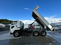 ISUZU Giga Dump QPG-CXZ77BT 2017 404,000km_7