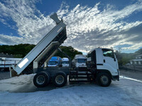 ISUZU Giga Dump QPG-CXZ77BT 2017 404,000km_9