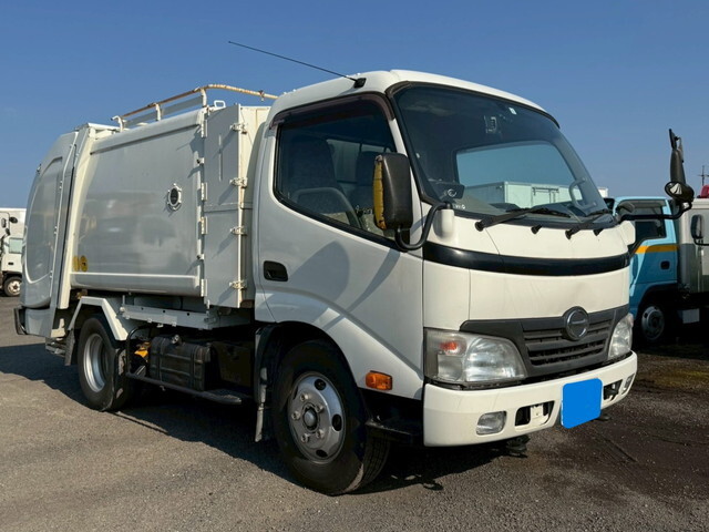 HINO Dutro Garbage Truck BDG-XZU304X 2011 134,702km
