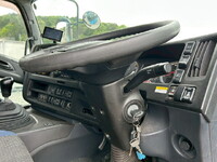 ISUZU Giga Aluminum Wing QKG-CYJ77B 2017 726,000km_17