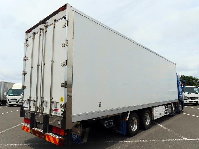 Profia Refrigerator & Freezer Truck_2