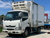 HINO Dutro Refrigerator & Freezer Truck TKG-XZU605M 2015 324,400km_3