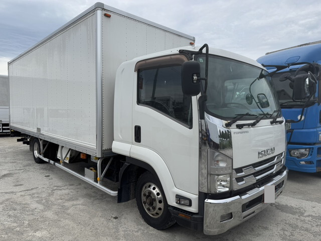 ISUZU Forward Aluminum Van TKG-FRR90S1 2016 810,000km