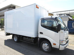 HINO Dutro Reefer Van TKG-XZC645M 2014 62,000km_1