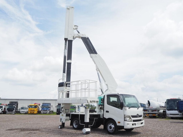 Dutro Cherry Picker_1