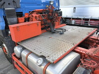 UD TRUCKS Quon Trailer Head QKG-GK6XAB 2014 606,000km_13