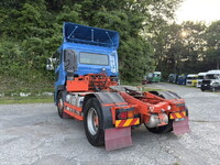 UD TRUCKS Quon Trailer Head QKG-GK6XAB 2014 606,000km_2