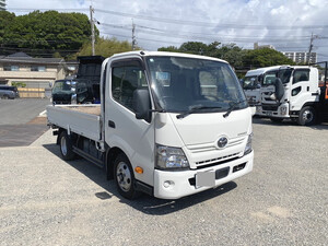 TOYOTA Toyoace Flat Body TKG-XZU700 2017 51,000km_1
