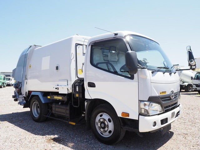 HINO Dutro Garbage Truck TPG-XZU600X 2017 90,016km