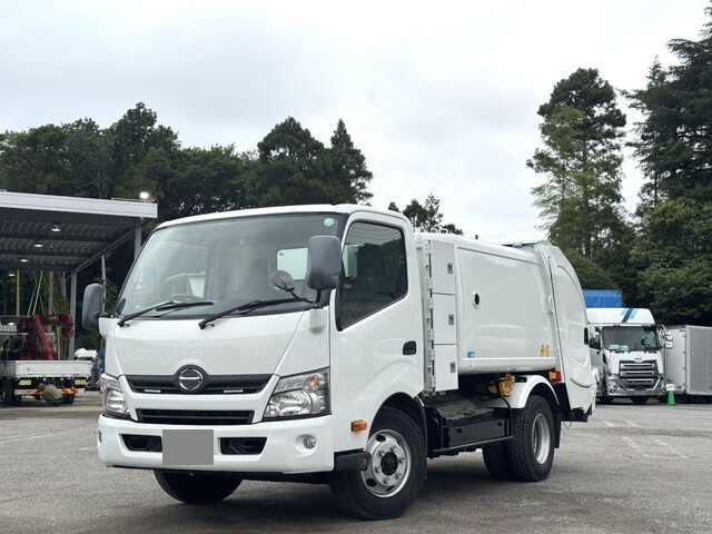 Dutro Garbage Truck_1