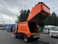 MITSUBISHI FUSO Fighter Garbage Truck QKG-FK72FZ 2017 210,837km_12