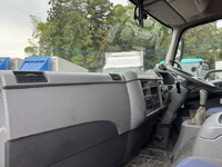 MITSUBISHI FUSO Fighter Garbage Truck QKG-FK72FZ 2017 210,837km_35